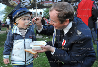 Po otwarciu nowej remizy OSP w Sulminie i poswieceniu...