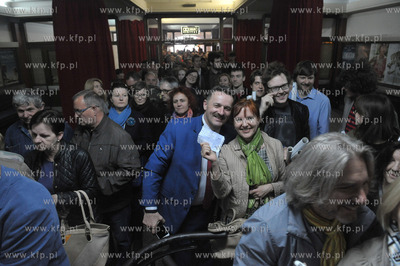 Ostatni dzien dzialalnosci kin Neptun, Kameralne i...