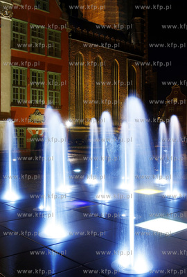 Gdansk. Uruchomienie Fontanny Czterech Kwartalow, ktora...