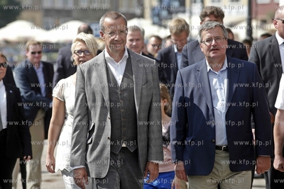 Spacer po Gdansku Prezydenta Estonii Toomasa Hendrika...