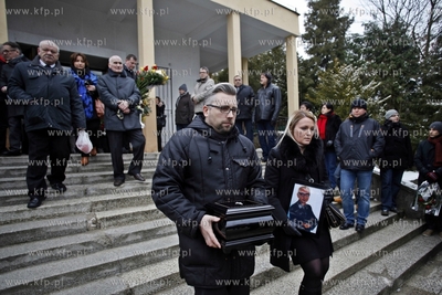 Gdansk. Cmentarz lostowicki. Pogrzeb perkusity zespolu...