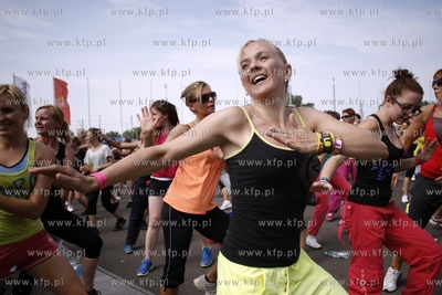 Gdansk.PGE Arena. Maraton Zumby, proba pobicia rekordu...