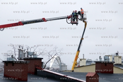 Gdansk Letnica. Akcja uwalniania trzech osob uwiezionych...