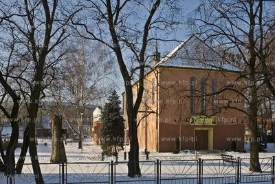 Kościół parafii rzymskokatolickiej pw.
Św. Anny...