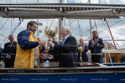 Gdańsk,  Otwarcie sezonu Żeglarskiego. Nz.  Wiceprezydnt...