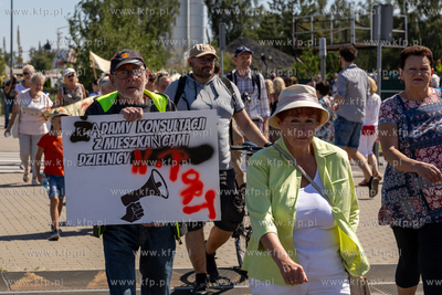 Gdańsk Letnica. Protest mieszkańców przyportowych...