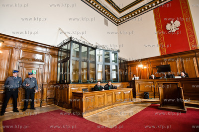 Sad Rejonowy w Gdansku. Rozprawa przeciwko Annie i...