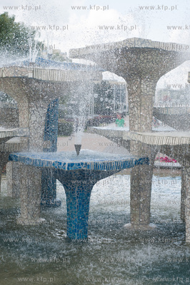 Gdynia. Odnowiona fontana na Skwerze Kosciuszki.
15.07.2013
fot....
