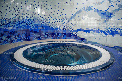 Pruszcz Gdanski. Uroczyste otwarcie krytej
plywalni...