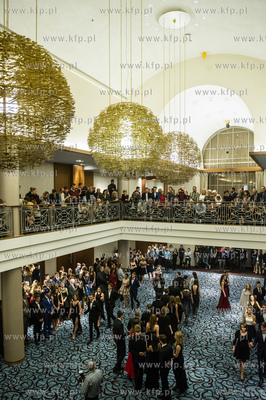 Sopot. Centrum konferencyjne hotelu Sheraton. Studniowka...