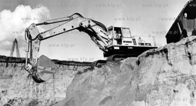 Budowa Elektrowni Wodnej Zarnowiec - najwiekszej w...