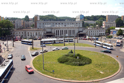 Dworzec PKP Gdynia Glowna Osobowa.

06.07.2006

Fot....