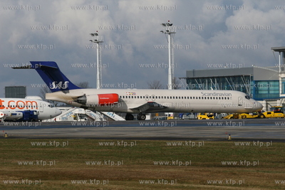 Gdansk , Rebiechowo Nz . MD-87 SAS Scandinavian Airlines
04.03.2008
Sebastian...