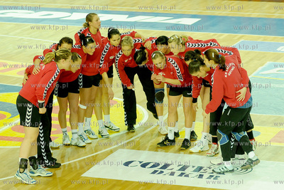 Hala Sportowo - Widowiskowa w Gdyni. Ekstraklasa pilki...