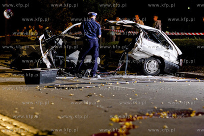 Tragiczny wypadek w Gdyni. Na skrzyzowaniu ulic Chylonskiej...