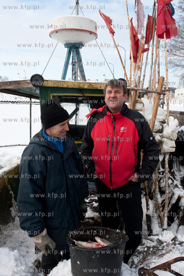 Swibno NZ Gdanski podroznik Marek Kaminski kupuje od...