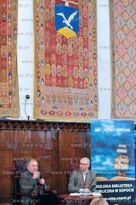 Sopot. Urzad Miasta Sopotu - Sala Herbowa. Biesiada...