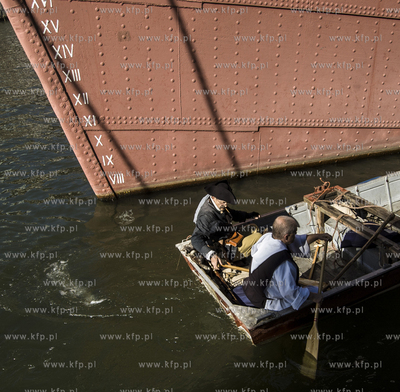Gdansk. Wyspa Olowianka. Do abordazu - rekonstrukcja...