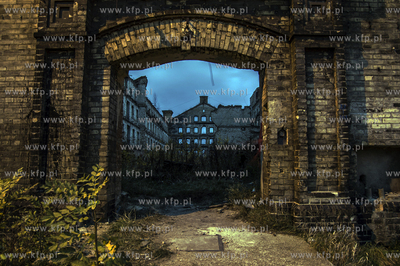 Gdansk. Wyspa Spichrzow, Dlugie Ogrody, Olowianka....