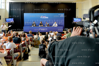 Gdynia - 4. przystanek Mistrzostw Swiata Red Bull Air...