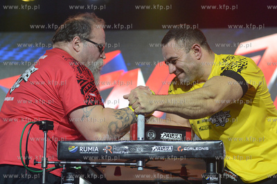 Hala Sportowo - Widowiskowa w Rumi. 50. Gala Armwrestligu...