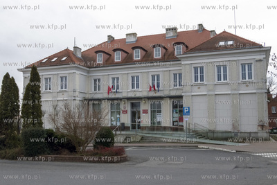 Budynek Urzędu Miasta przy ulicy Grunwaldzkiej w Pruszczu...
