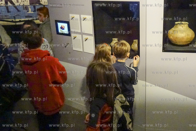 Muzeum Miasta Gdyni. Wystawa Odkryj w Gdyni nieoczywiste....