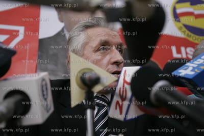 Gdansk, siedziba Samoobrony. Konferencja prasowa Andrzeja...