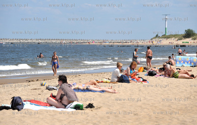 Plaza w Gdansku Gorkach Zachodnich na Zatoka Gdanska.....