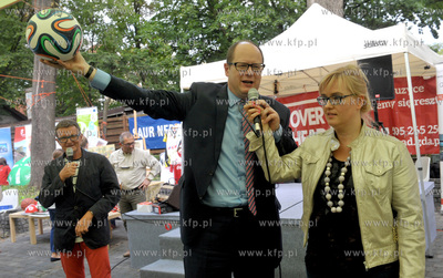 Festyn charytatywny Zeszyt dla Ucznia odbyl sie tym...