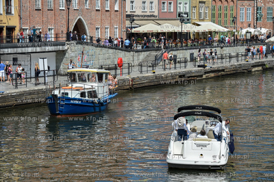 Gdańsk. Motława i Długie Pobrzeżę widziane z Zielonego...