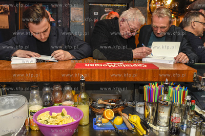 Sopot, SPATiF. Promocja książki Kamila Wicika i Mariusza...