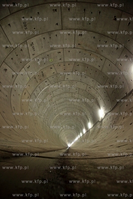 Tunel pod Martwa Wisla, wywiercony przez maszyne TBM.
17.01.2014
fot....