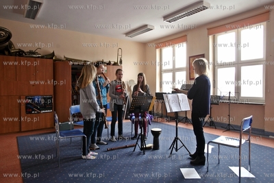 Zajęcia z muzyki w Pałacu Młodzieży w Gdańsku.
04.02.2015
fot....