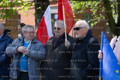 Gdańsk. Pierwszomajowy pochód  zorganizowany przez...