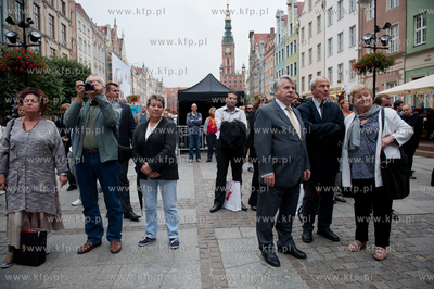 Gdansk. Scena na Dlugim Targu, Koncert towarzyszacy...