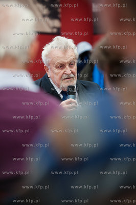 Otwarcie Biblioteki Manhattan w CH Manhattan.
Nz spotkanie...