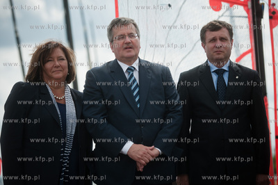 Sopot. Plaza przy Sopockim Klubie Zeglarskim. Ceremonia...