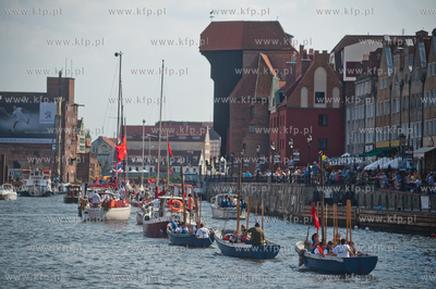 Gdansk. Oficjalne rozpoczecie sezonu zeglarskiego....