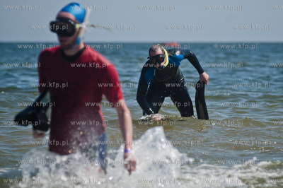 Gdansk. Plaza w Brzeznie. Diving Day 2013 - impreza...