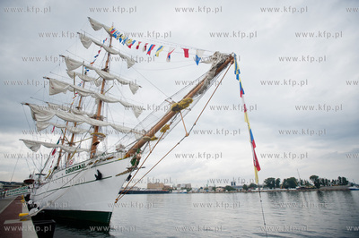 Gdynia. Meksykanski zaglowca Cuauhtemoc, ktory zacumowal...