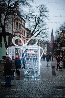 Sopot. Plac Przyjaciol Sopotu. Jarmark Bozonarodzeniowy.
14.12.2013
fot....