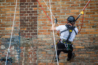 Gdańsk. Centrum Technik Wysokościowych Rojam. Pierwsze...