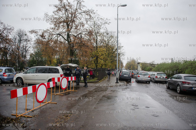 Gdańsk. Cmentarz św. Jadwigi w Nowym Porcie. Dzień...