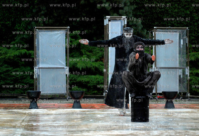 Gdansk. 12 Feta - Festiwal Teatrow Plenerowych i Ulicznych....