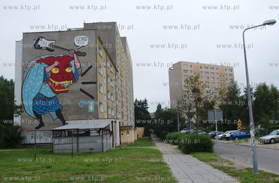 Ozdobne murale na blokach S.M. Zaspa. Gionata Gesi...