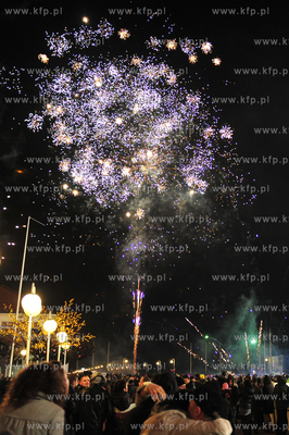 Pokaz fajerwerkow na sopockim molo z okazji nowego...