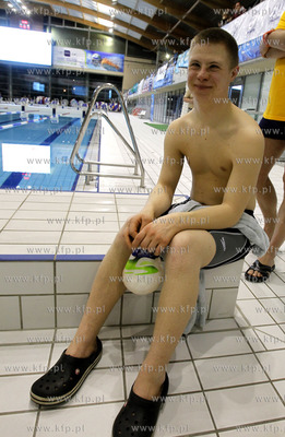 Szczecin. Nas basenie Floating Arena odbyla sie sztafeta...