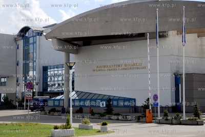 Uniwersytet Gdanski. Wydzial Prawa i Administracji
04.08.2012...