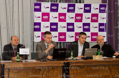 Gdansk, Hotel Hilton. Konferencja prasowa przedstawicieli...